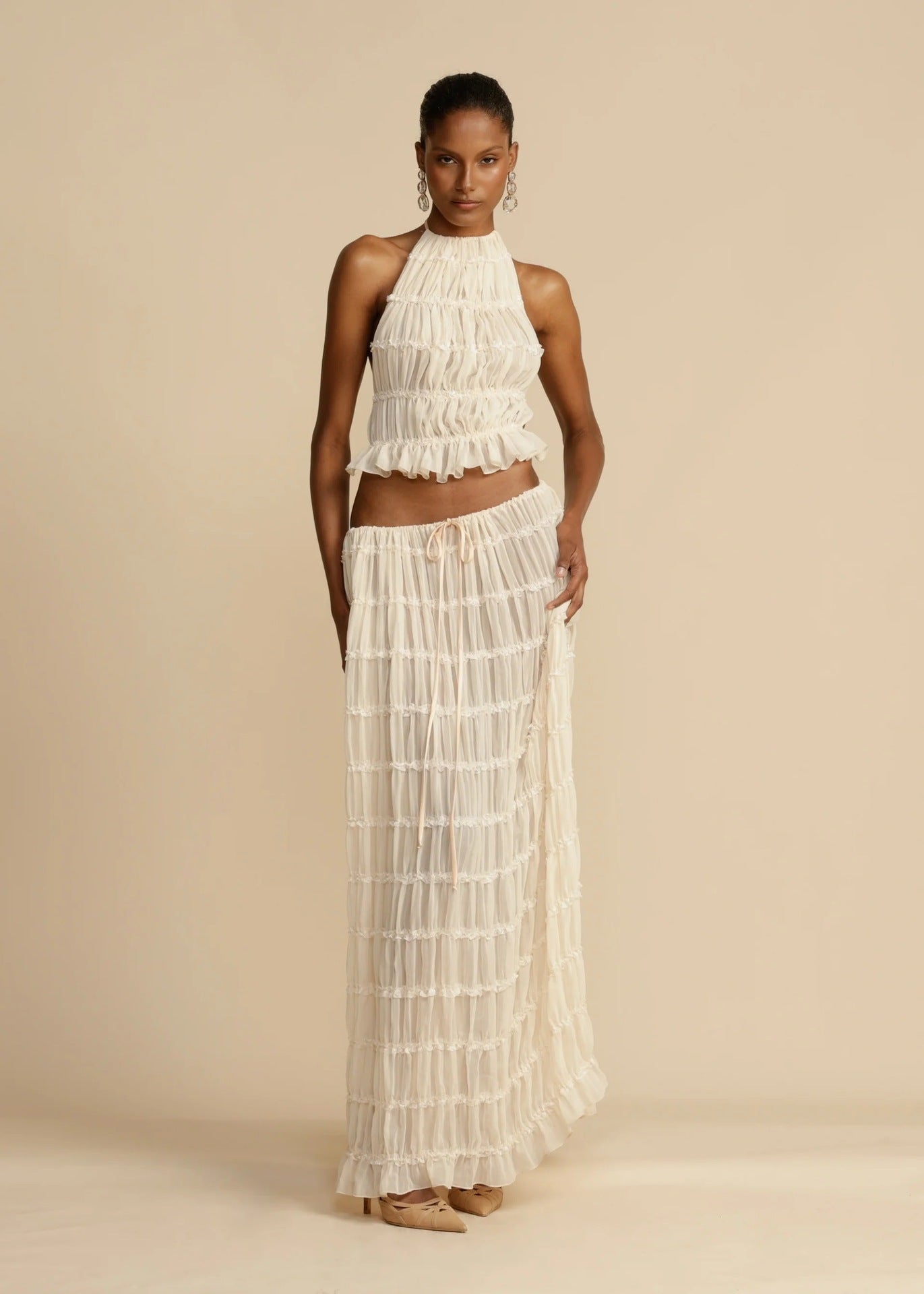 New Fashionable And Sexy Backless Hanging Neck Strap Pleated Lace Lace Vest Long Skirt Set